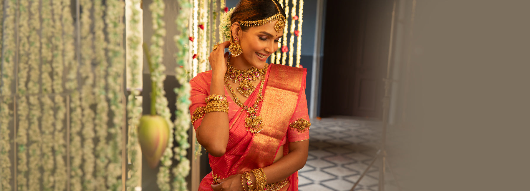 Top 5 Temple Jewellery Sets Every Bride Should Consider 