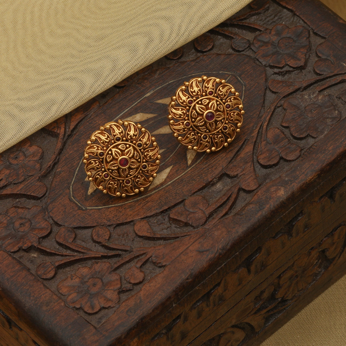 Saanvi Antique Stud Earrings