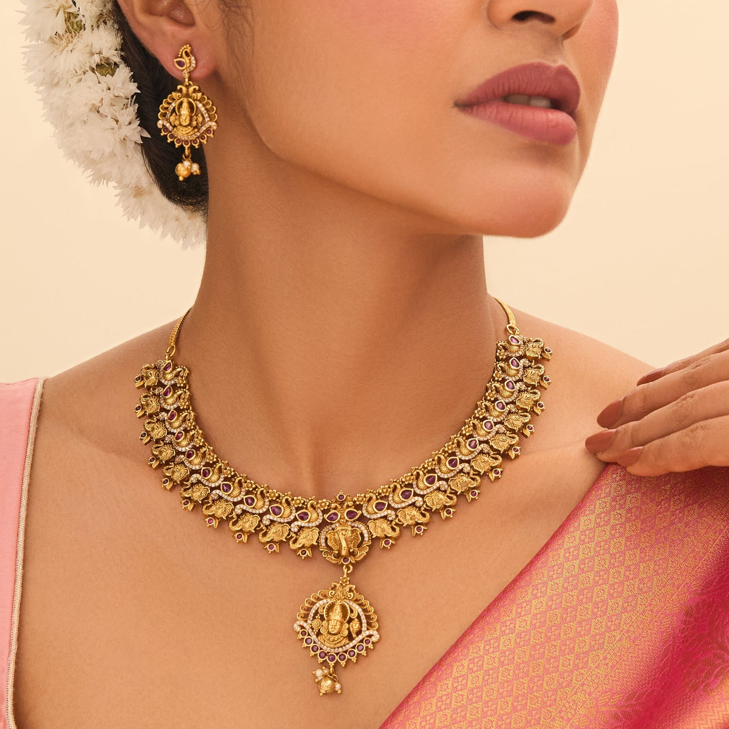 Harinarayan Antique Necklace Set