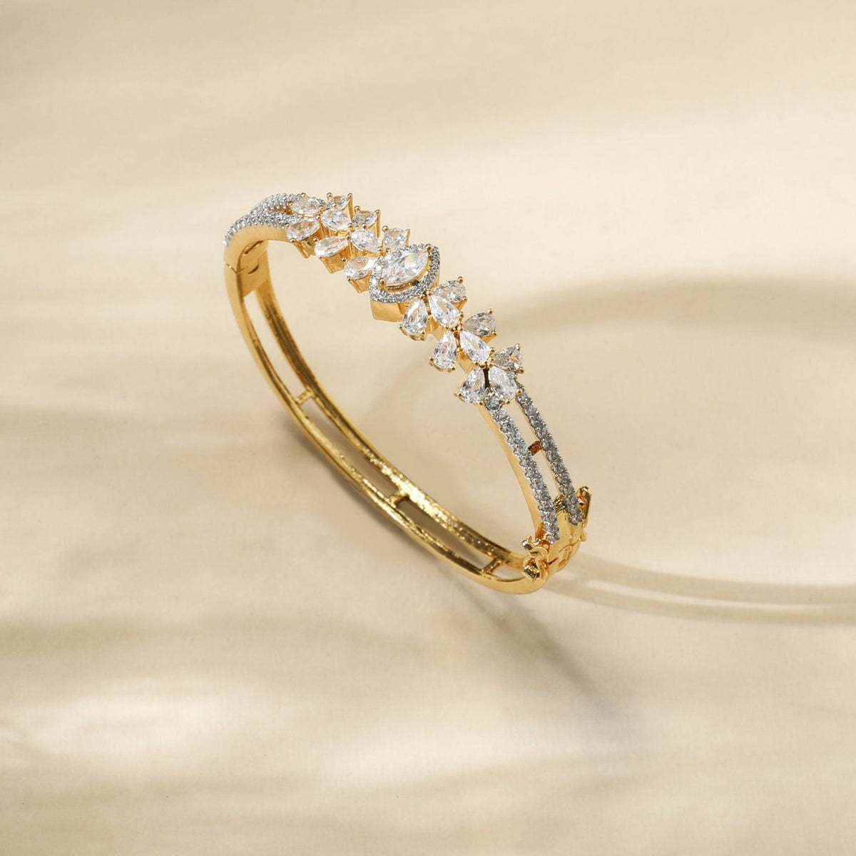 Classic Glittering Delicate CZ Bracelet 