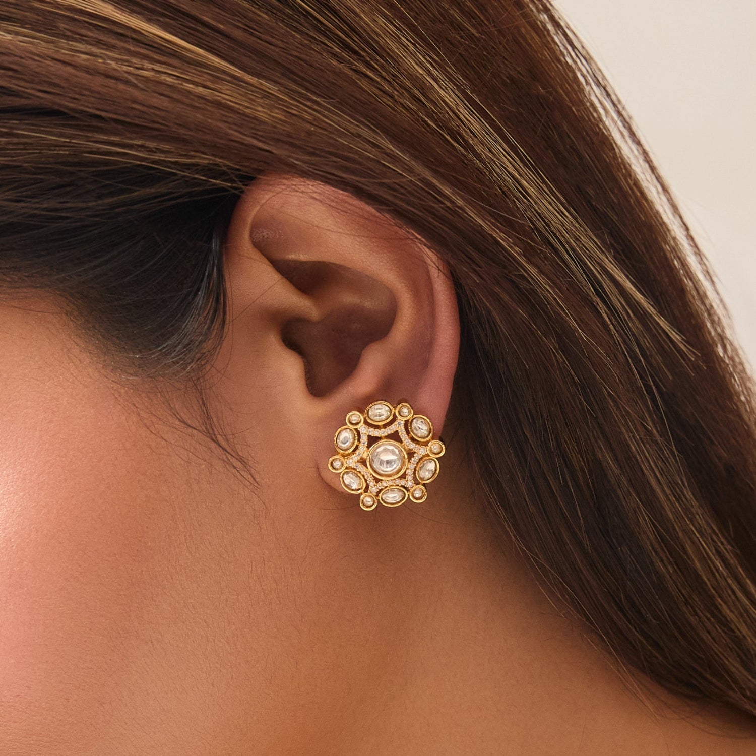 Classic Round Kundan Stud Earrings