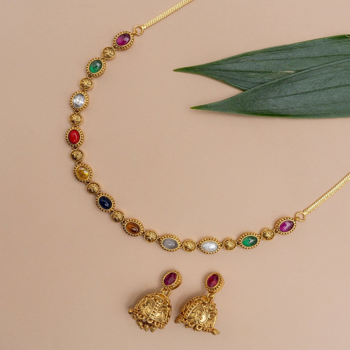 Simple Antique Navaratna Necklace Set