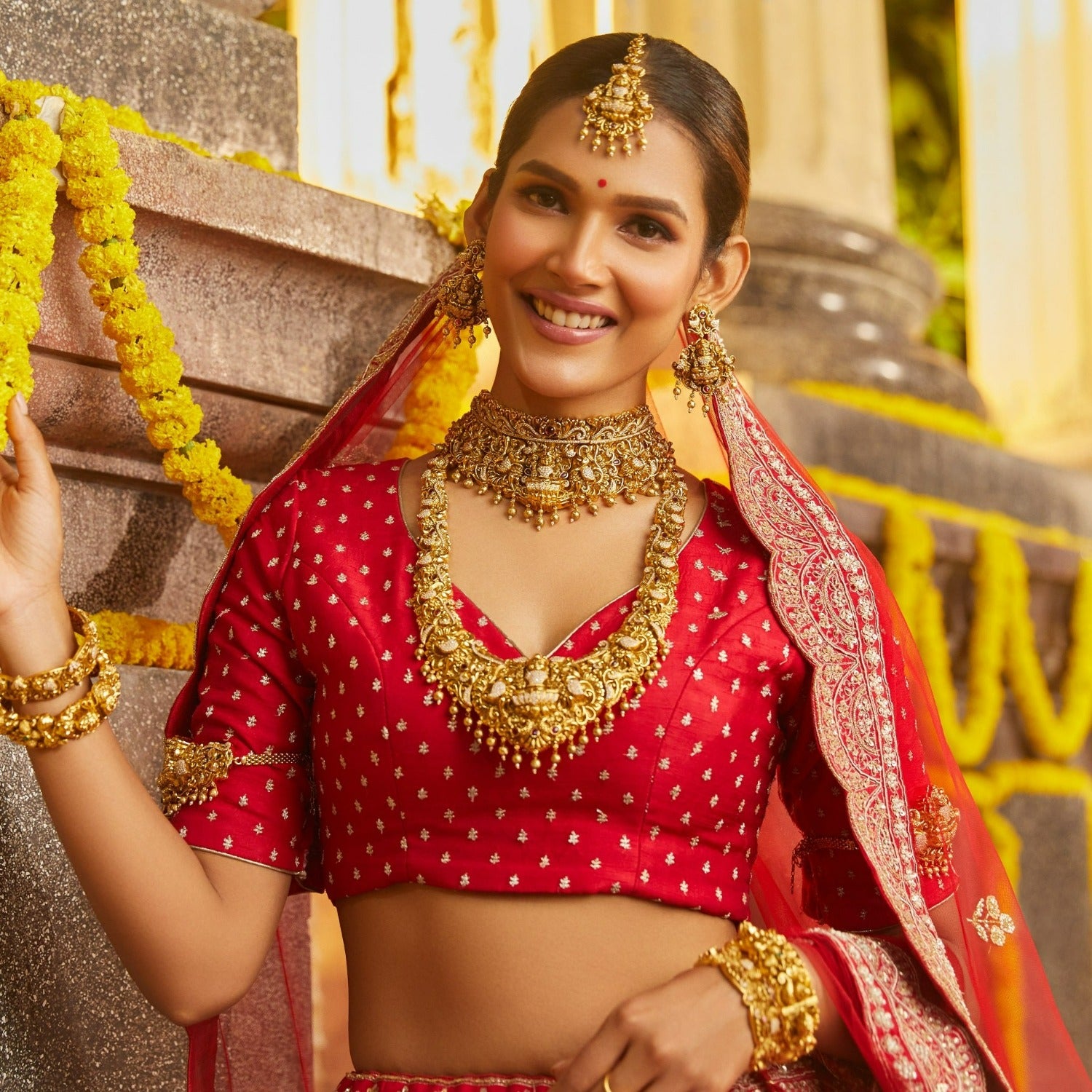 Jewellery To Wear With Your Red, Pink & Ivory Lehengas! | WedMeGood