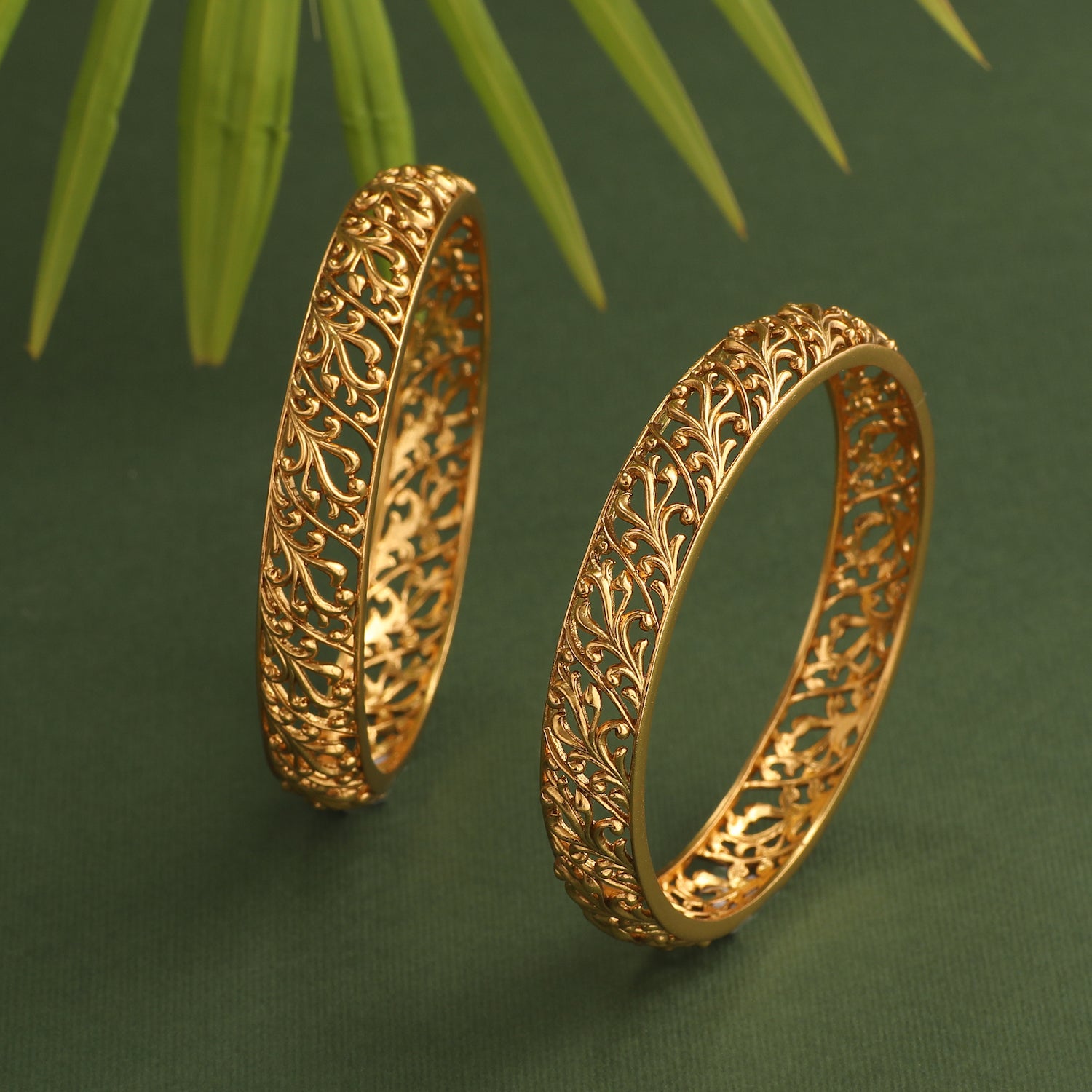 1 Gram Gold Plated Exquisite Design High-Quality Bracelet For Men - Style  C581, गोल्ड प्लेटेड ब्रेसलेट - Soni Fashion, Rajkot | ID: 2852804648297