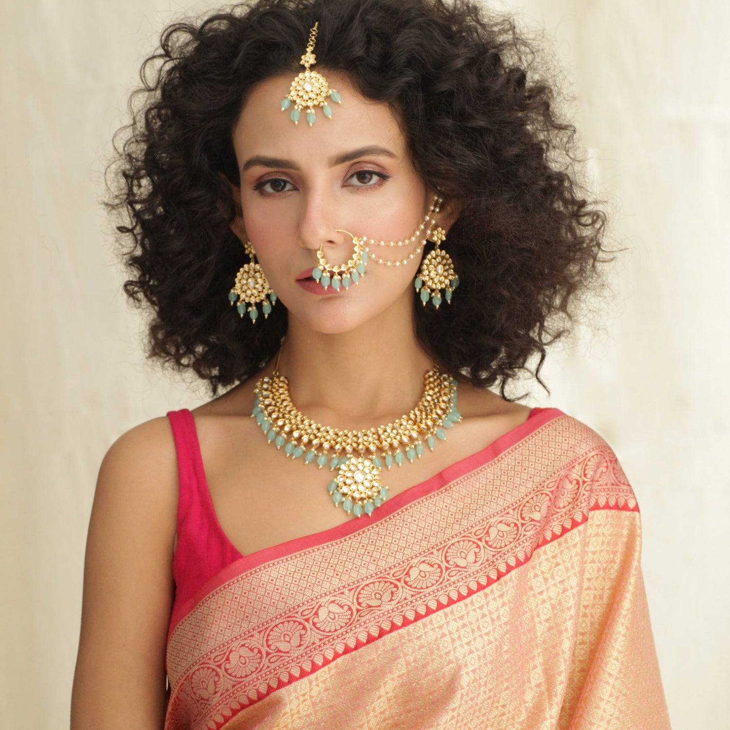 35 Stylish Brides who picked Offbeat Colors for their Bridal Jewellery |  WeddingBazaar