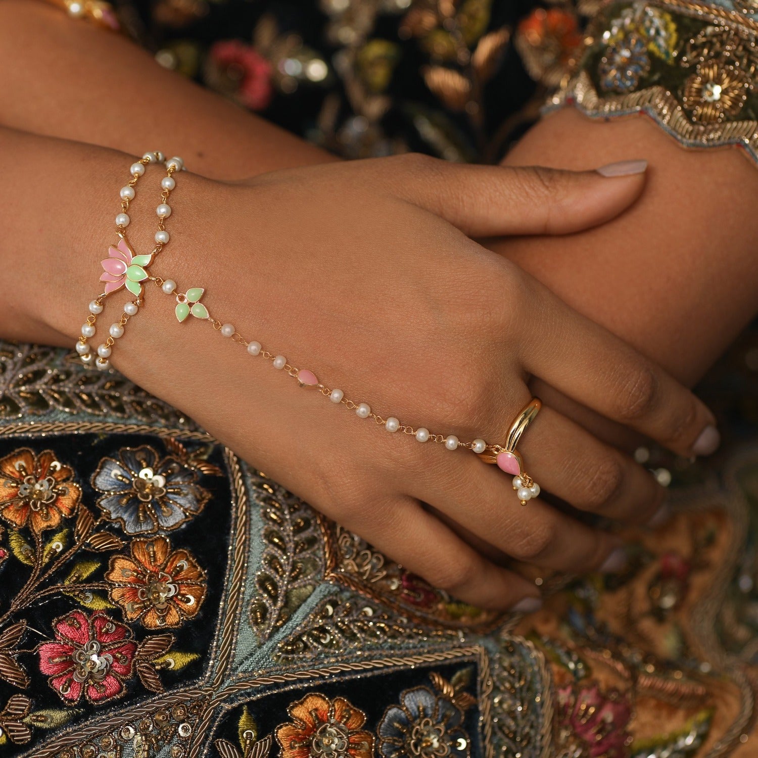 Salliy Sequin Finger Ring Bracelet Gold Hand India | Ubuy